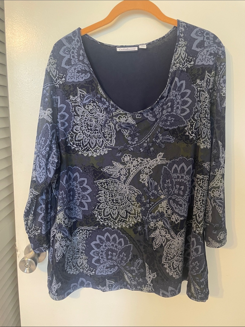 croft & barrow Navy and Light Blue Paisley-Florals Long Sleeve Tee
